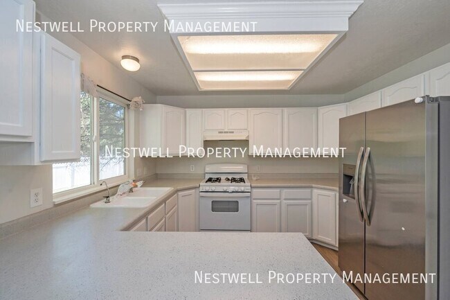 Foto del edificio - 3513 Melody Creek Cir