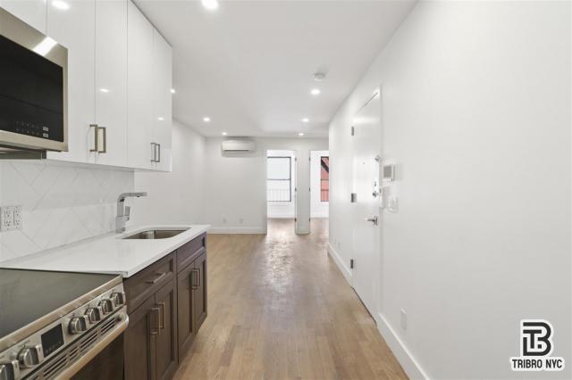 3 bedroom in BROOKLYN NY 11206 - 3 bedroom in BROOKLYN NY 11206