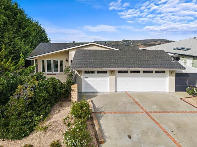 Building Photo - 701 Avenida Presidio