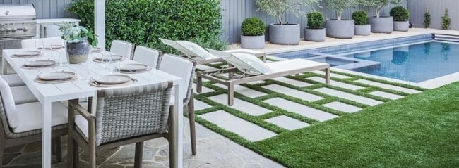 Building Photo - 69 Read St