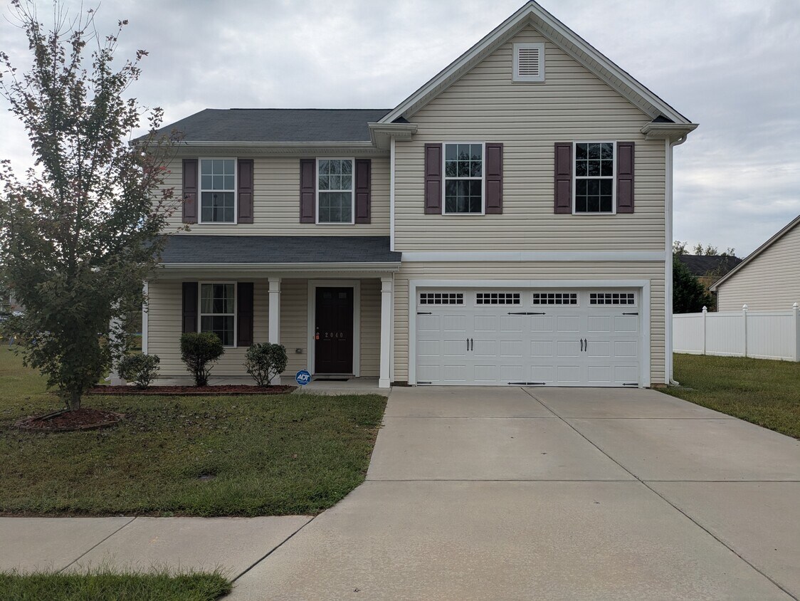 Foto principal - 2040 Perrin Ct