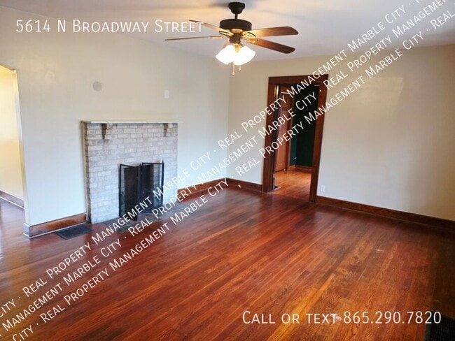 Photo - 5614 N Broadway St House