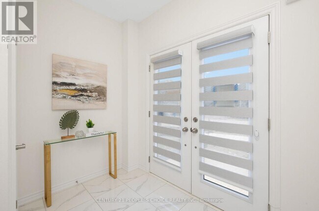 Building Photo - 18 Heming St