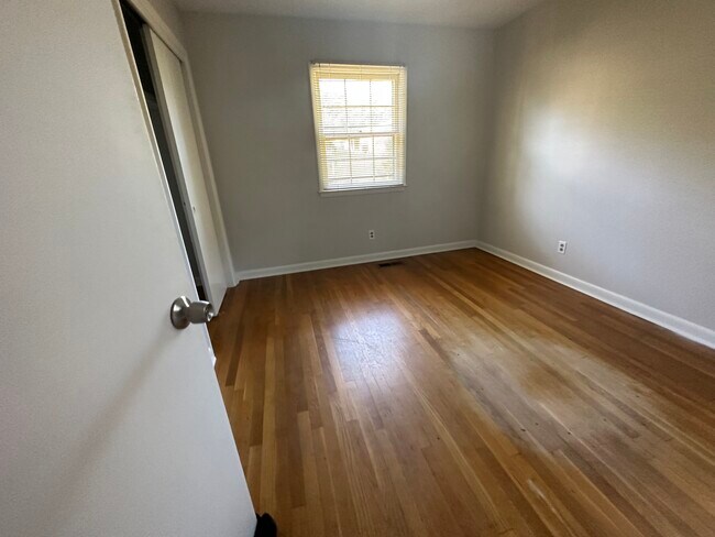 Foto del edificio - 720 Dandridge Dr