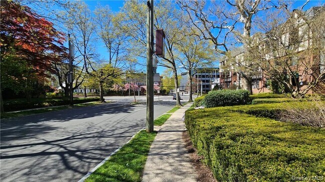 Foto del edificio - 3 Greenridge Ave