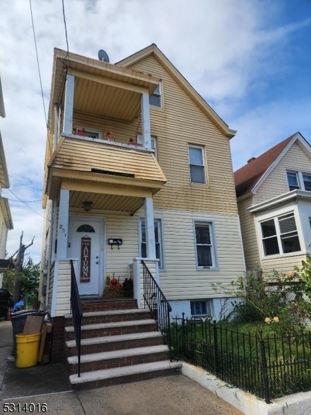 Primary Photo - 201 Cambridge Ave