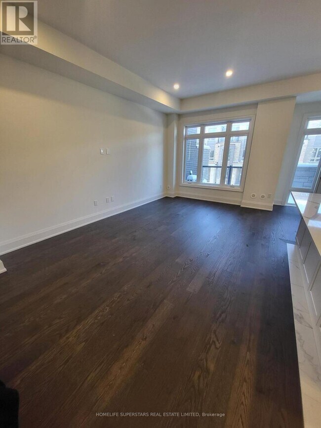 Building Photo - 3321 Taha Gdns