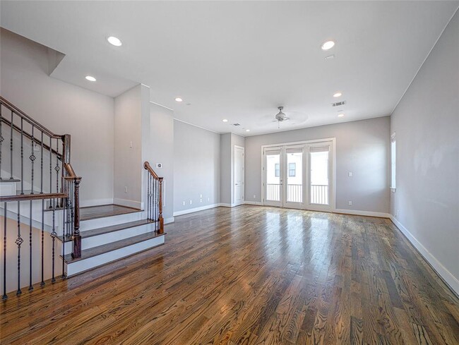 Building Photo - 2503 Garrow St