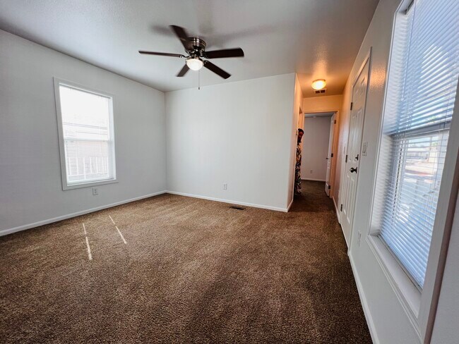 Foto del edificio - 3601 E Wyoming Ave