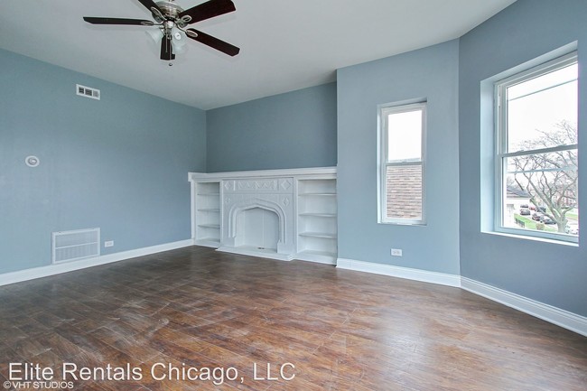 Building Photo - 7754 S Marshfield Ave