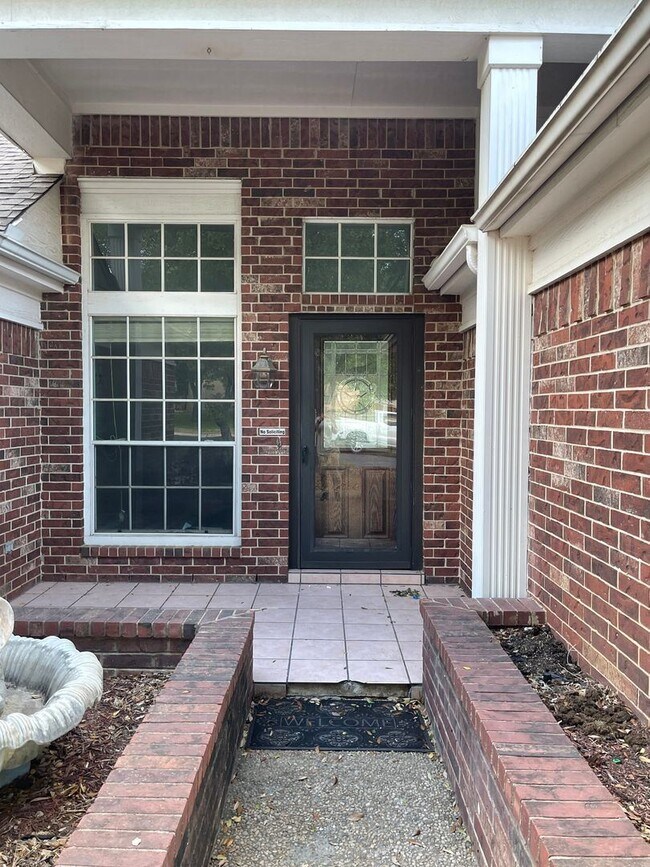 Building Photo - 4 br, 2 bath House - 822 Amberstone Drive