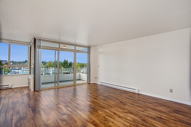 Foto del edificio - 5200 University Way NE