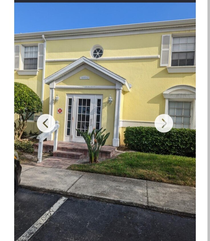 Foto del edificio - 4892 Beach Dr SE