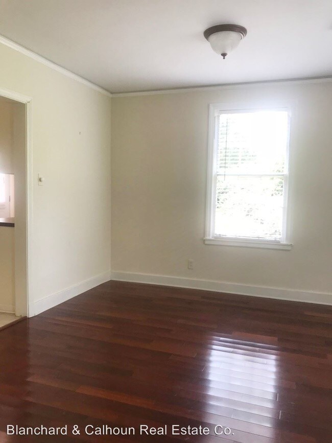 Building Photo - 3 br, 1 bath House - 223 West Vineland Road