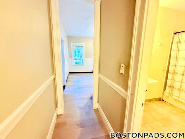 Building Photo - 348 Faneuil St