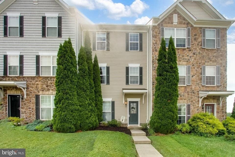 Foto principal - 155 Moul Ave