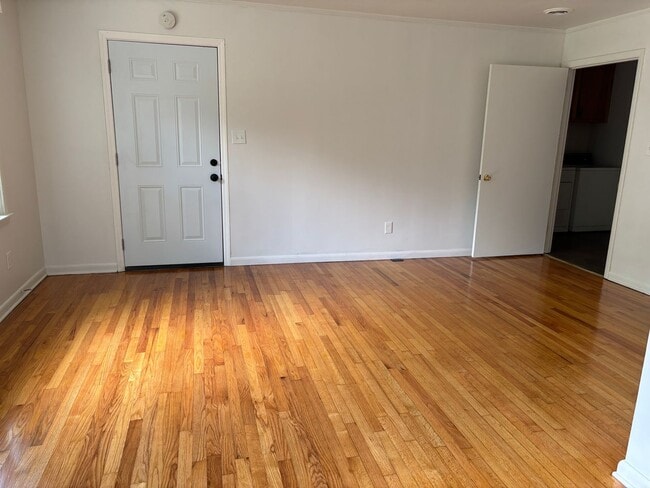 Foto del edificio - 203 9th Ave NW