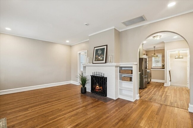 Foto del edificio - 1201 N McKinley Rd