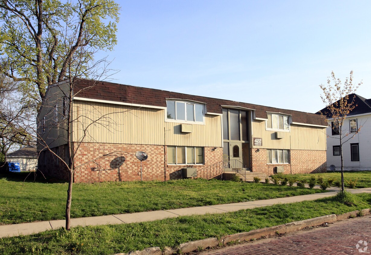 422 State St, Elkhart, IN 46516 Apartments in Elkhart, IN