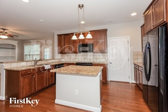 Building Photo - 17636 Harbor Walk Drive