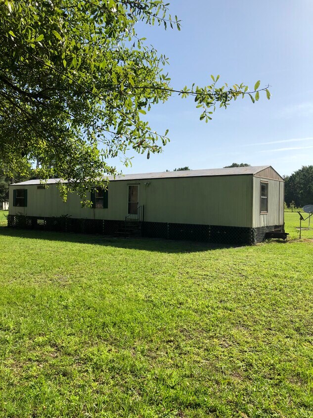 10997 SE 49th Ave, Starke, FL 32091 House Rental in Starke, FL