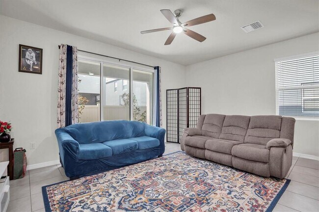 Foto del edificio - 2917 Suncoast Plains Dr