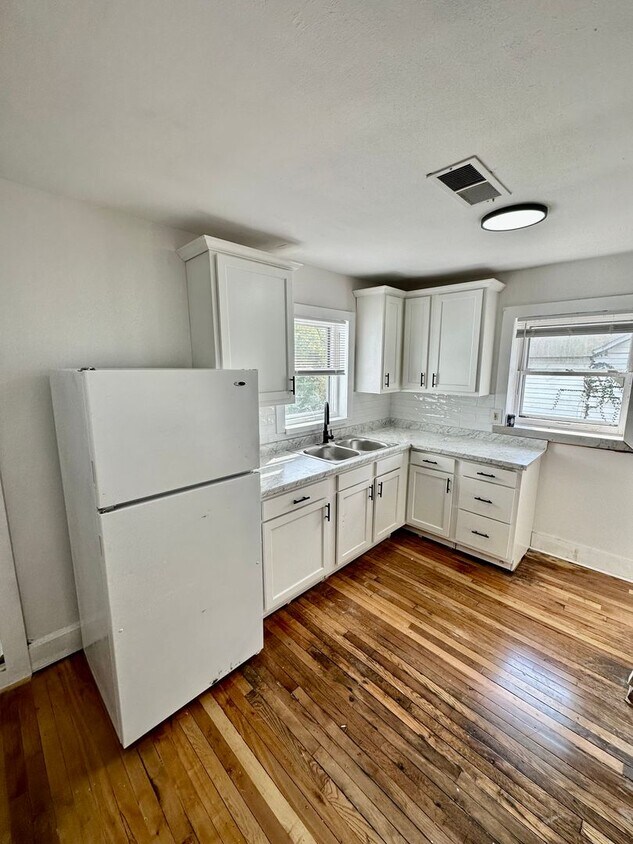 Foto principal - 813 Shelby Ave
