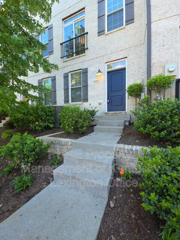 Primary Photo - 516 Maryland Ave