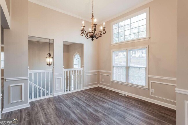 Foto del edificio - 384 Camden Woods Dr