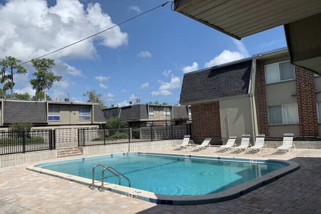 Foto del edificio - 1700 SW 16th Ct