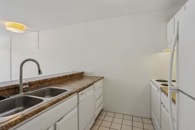 Interior Photo - Thornton Place Apartments