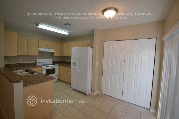 Foto del edificio - 620 208th Cir