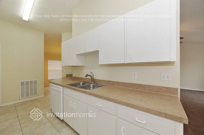 Building Photo - 7761 Canterbury Cir