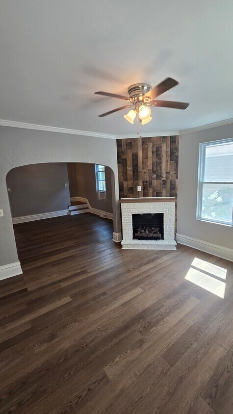 Foto principal - 431 W Simpson St