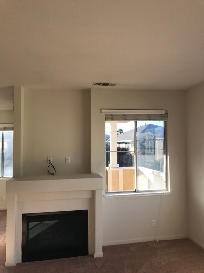 Building Photo - 318 Araglin Court