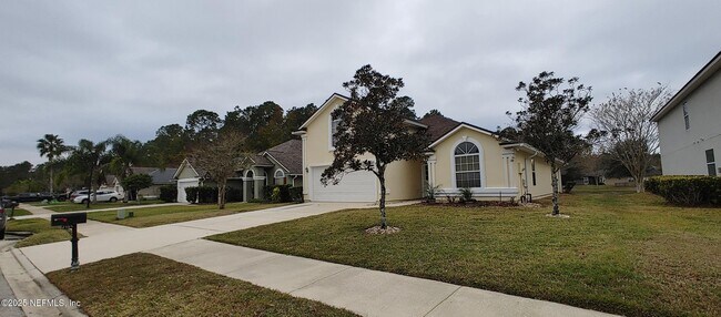 Foto del edificio - 2155 S Cranbrook Ave