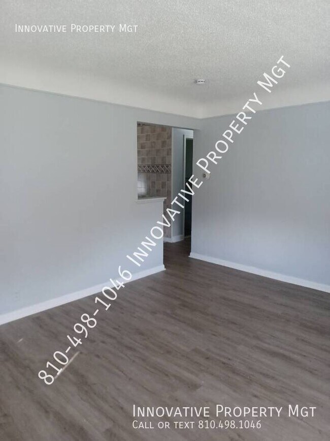 Foto del edificio - 2002 Santa Barbara Dr