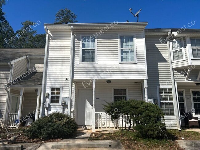 Foto del edificio - 6549 Wellington Chase Ct