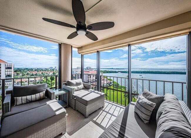 Building Photo - 6291 Bahia Del Mar Cir N