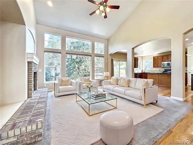 Foto del edificio - 4653 Bethany Ct
