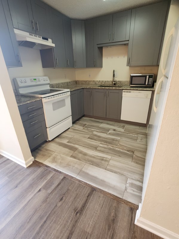 Building Photo - 1603 Oriole Ln