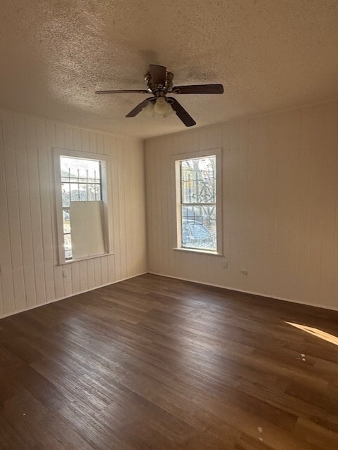 Building Photo - 3419 Reeves St