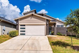 Building Photo - 125 Cupreata Ln