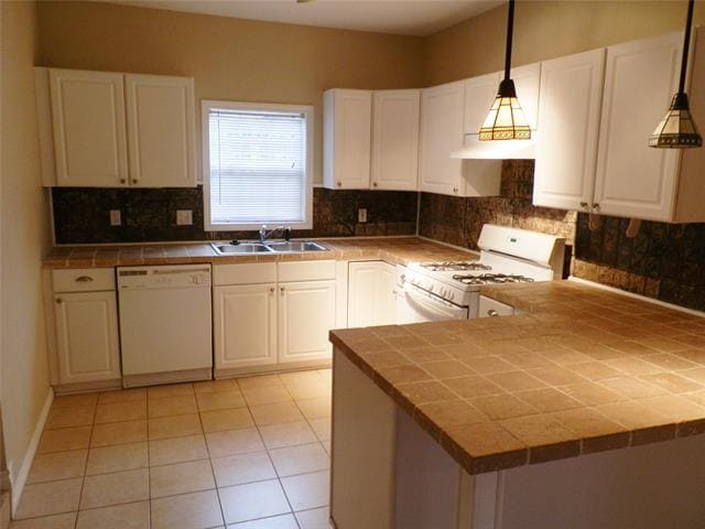 Building Photo - 8823 San Benito Way