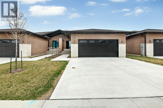 Building Photo - 658 Lily Mac Blvd.