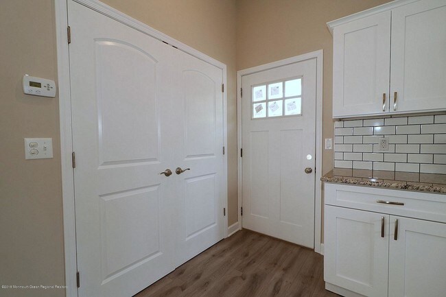 Foto del edificio - 511 Beach Blvd