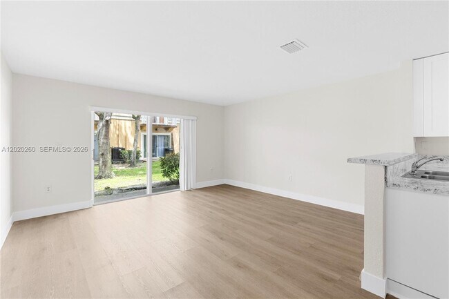 Foto del edificio - 3178 SW 128th Terrace