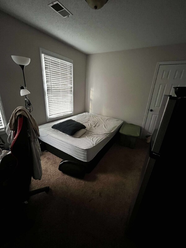 Foto principal - 1848 Stonebrook Way