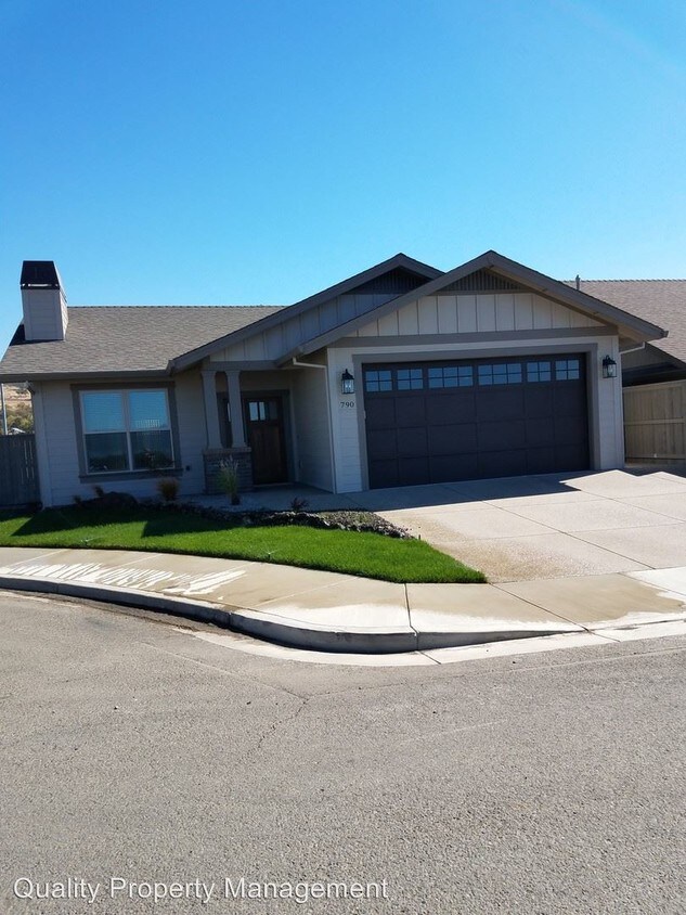 Primary Photo - 3 br, 2 bath House - 790 Sonoma Court