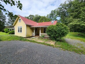 Building Photo - 2427 PA-390